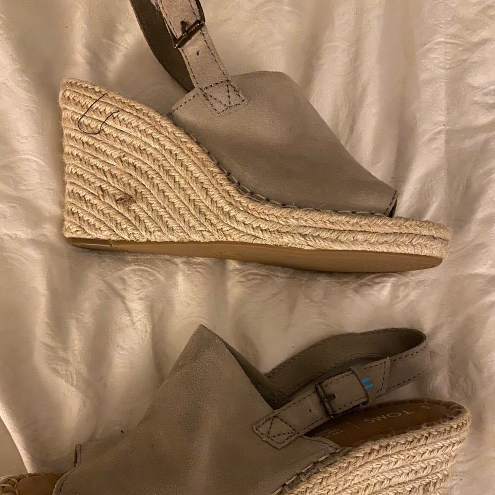 Toms Taupe espadrille wedges